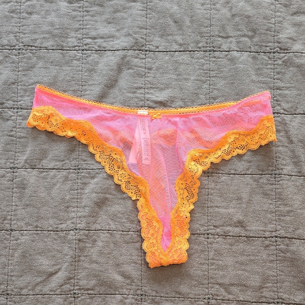 🍑Victorias Secret Tease Thong🍑